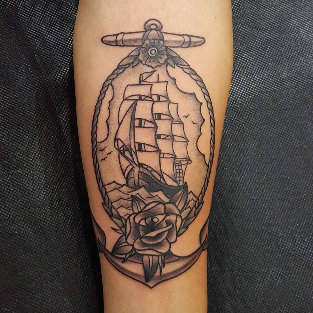 秦先生小臂帆船玫瑰船锚纹身图案